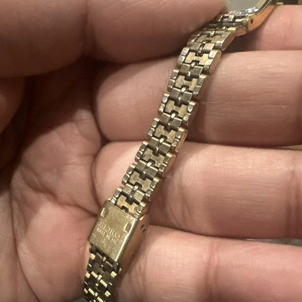Working Vintage Seiko‎ Women's 13mm Gold Tone Bracelet Watch 2e20-6500 Fit 6.5in